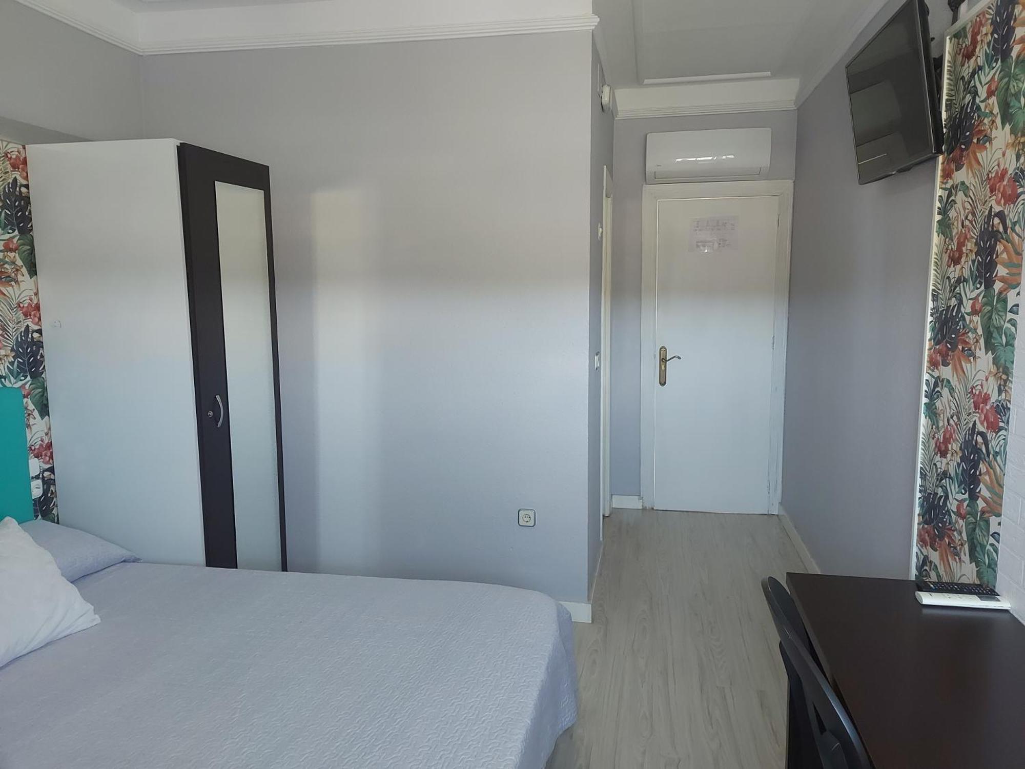 Hostal Fuente Del Pino 후미야 외부 사진