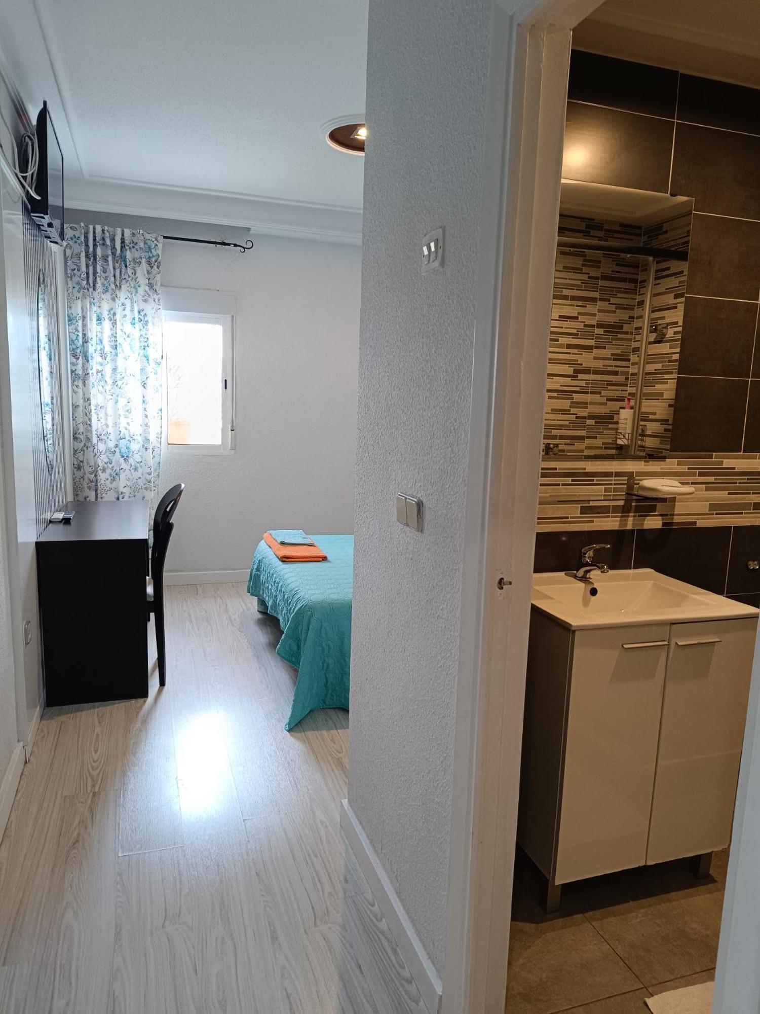 Hostal Fuente Del Pino 후미야 외부 사진