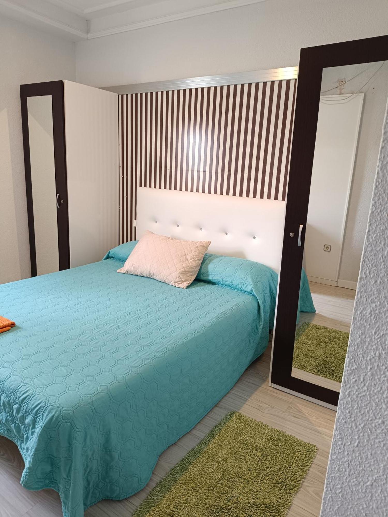 Hostal Fuente Del Pino 후미야 외부 사진