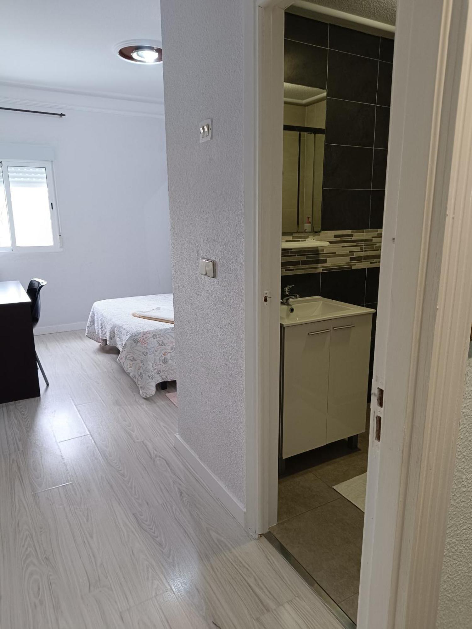 Hostal Fuente Del Pino 후미야 외부 사진